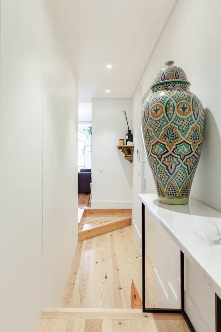 Apartment Chiado Luxury Camoes *